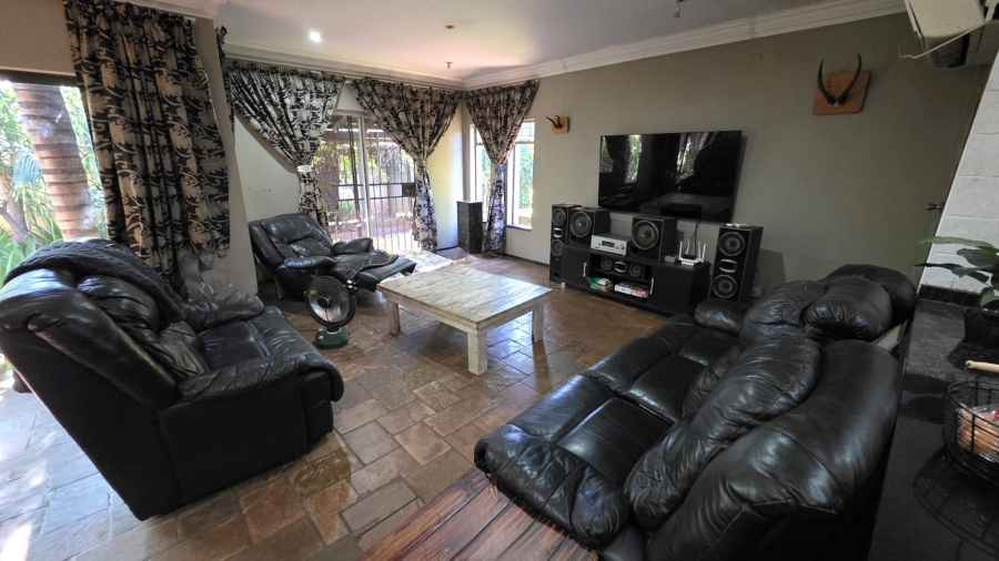 3 Bedroom Property for Sale in Melodie North West